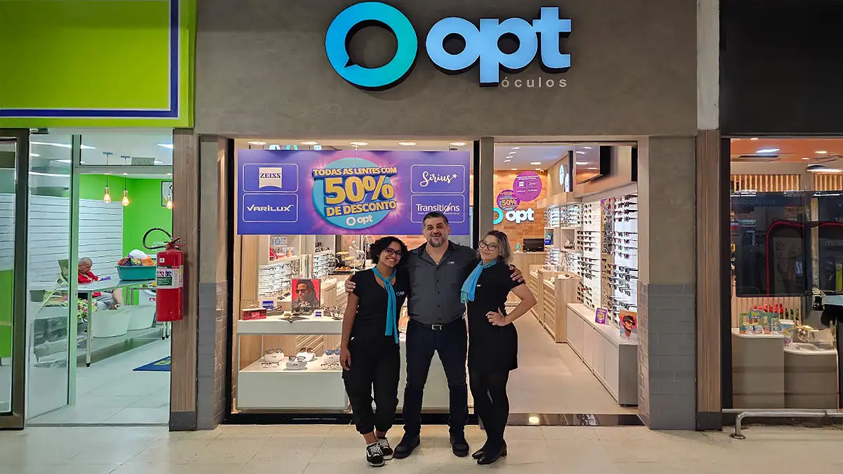 Fachada da Opt Óculos no Carrefour Raposo Tavares